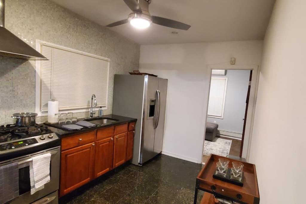 Quiet 3 Bedroom Apartment In Private Home New York Exterior photo