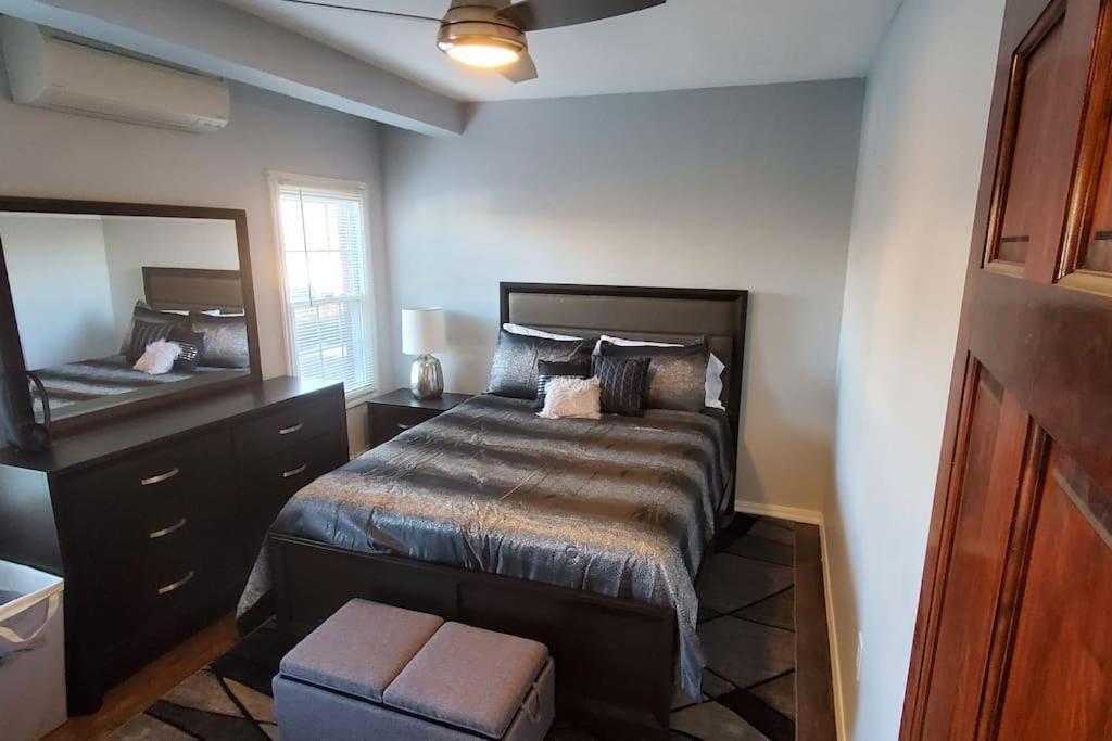 Quiet 3 Bedroom Apartment In Private Home New York Exterior photo